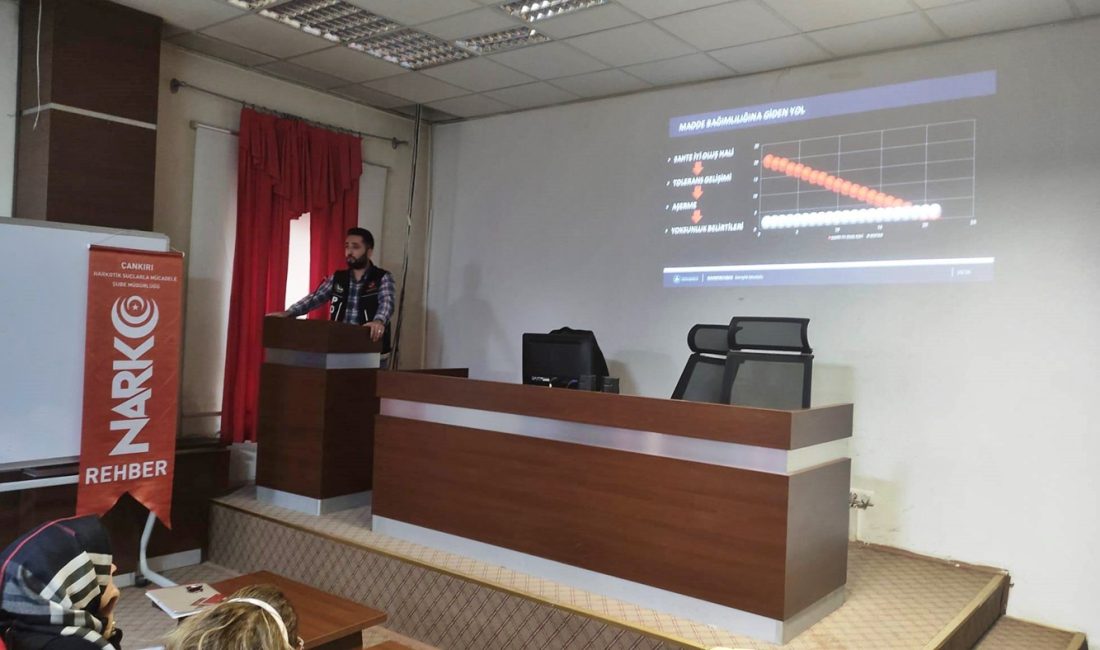 Çankırı İl Emniyet Müdürlüğü Narkotik Suçlarla Mücadele Şube Müdürlüğü personeli