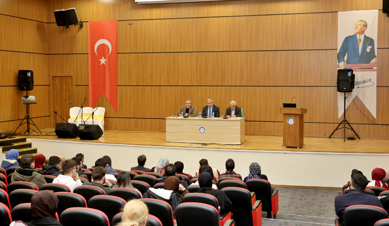 Çankırı Karatekin Üniversitesi Edebiyat Fakültesi Felsefe Bölümü tarafından düzenlenen "Mevlana: