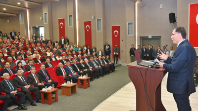 Kamu Başdenetçisi Avukat Şeref Malkoç, Çankırı Valiliği Sosyal Tesis Konferans