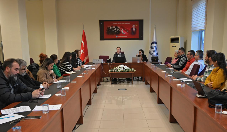 Üniversitemizde yürütülen kalite güvencesi çalışmalarının bir parçası olarak akreditasyon hazırlıkları