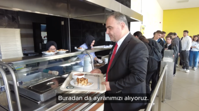 Üniversitemiz Rektörü Prof. Dr. Mevlüt KARATAŞ, üniversite yemekhanemizi ziyaret ederek