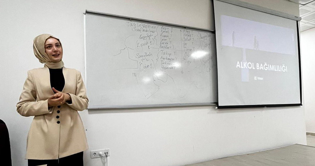 Yeşilay Çankırı Şubesi tarafından yürütülen “Bağımlılıkla Mücadele” eğitim programı kapsamında,