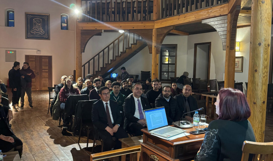 Çankırı Karatekin Üniversitesi Tarih Topluluğu tarafından düzenlenen “Tarih Söyleşisi ve