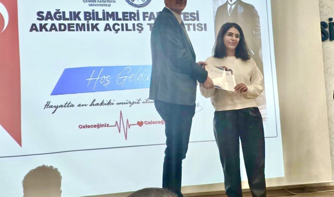 Sağlık Bilimleri Fakültesi Sosyal Hizmet Bölümü öğretim üyesi Doç. Dr.