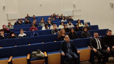 Hukukçu/Yazar Ali CÖMERT, öğrencilerimizle kamu sektöründeki kariyer imkânlarına ilişkin bir