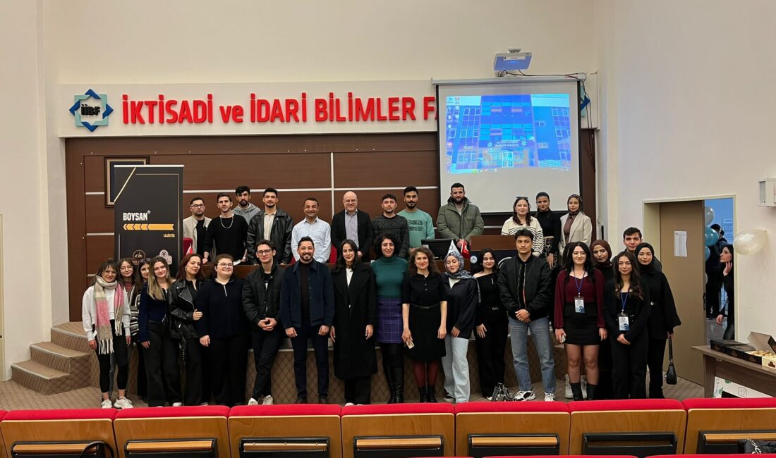 Çankırı Karatekin Üniversitesi Girişimcilik Topluluğu, öğrencilerin kişisel gelişimlerini desteklemeye yönelik