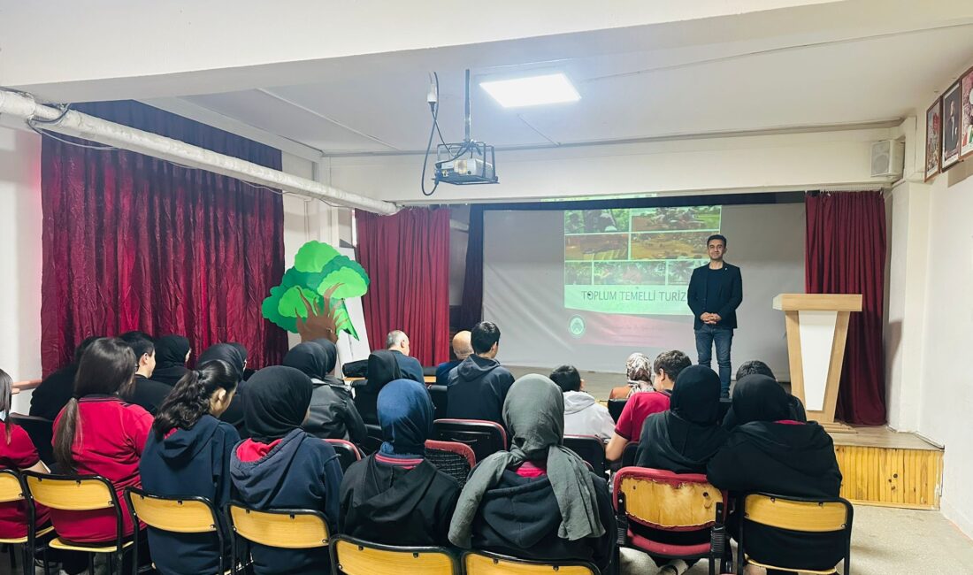 Çankırı Karatekin Üniversitesi Turizm Fakültesi öğretim üyelerinden Ayhan Dağdeviren, toplumsal